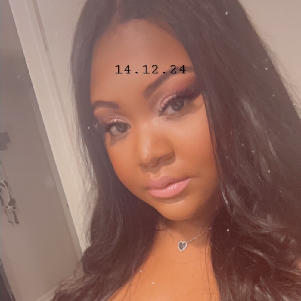 💕Meet Your Posher 💕